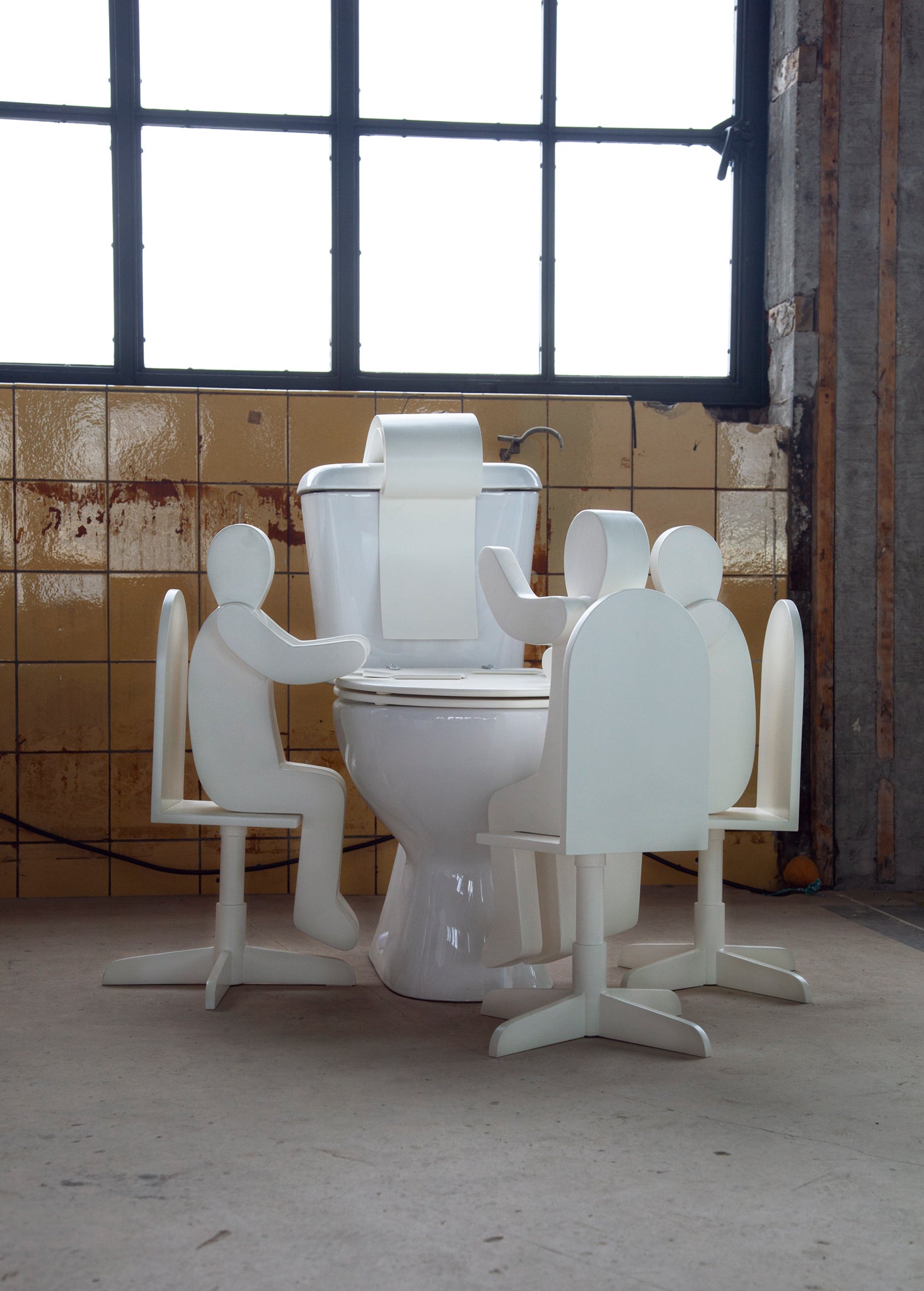 Toilet meeting
